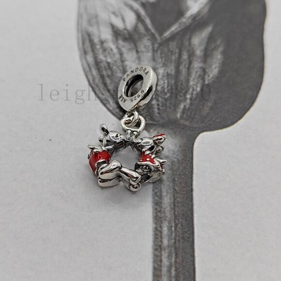 Pandora Mickey Mouse & Minnie Mouse Kissing Dangle Charm - Picture 3 of 6